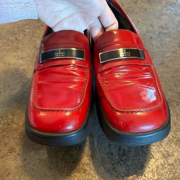 GUCCI size 35 Red Patent Leather Shoes Slides - Picture 4 of 14